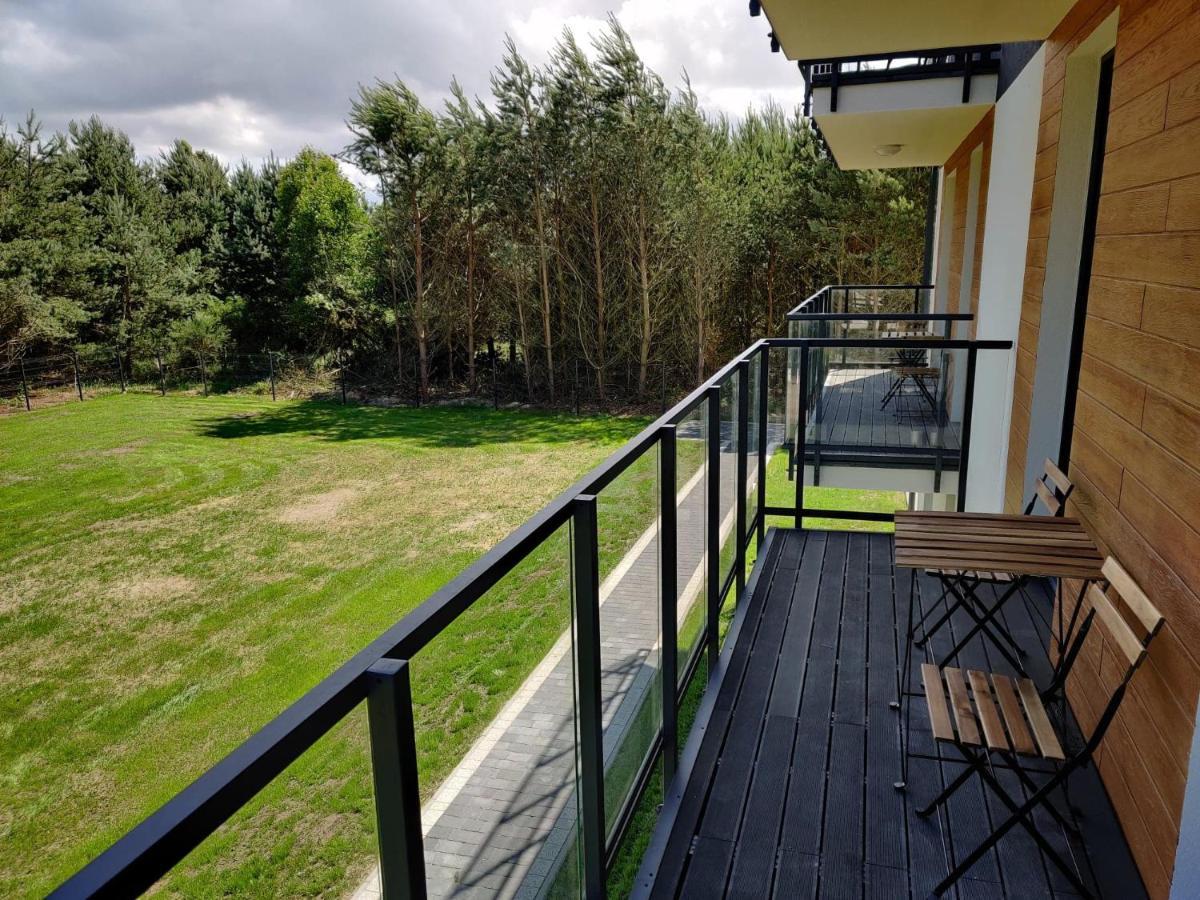 Ostrowo Plaza Hotell Exteriör bild