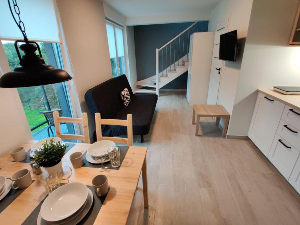 Ostrowo Plaza Hotell Exteriör bild